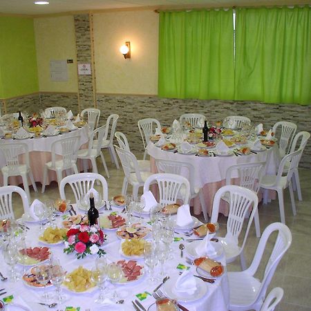 Hostal Mary Tere 살로브레나 외부 사진