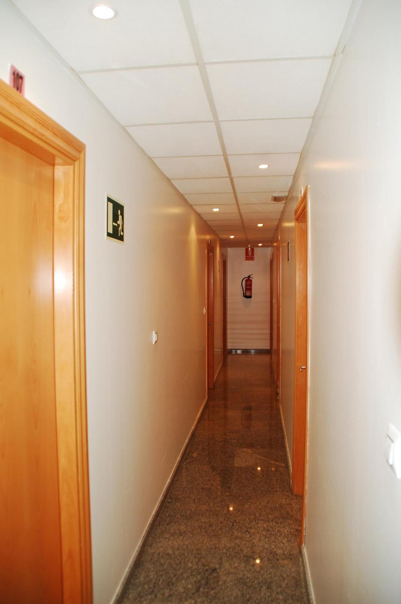 Hostal Mary Tere 살로브레나 외부 사진