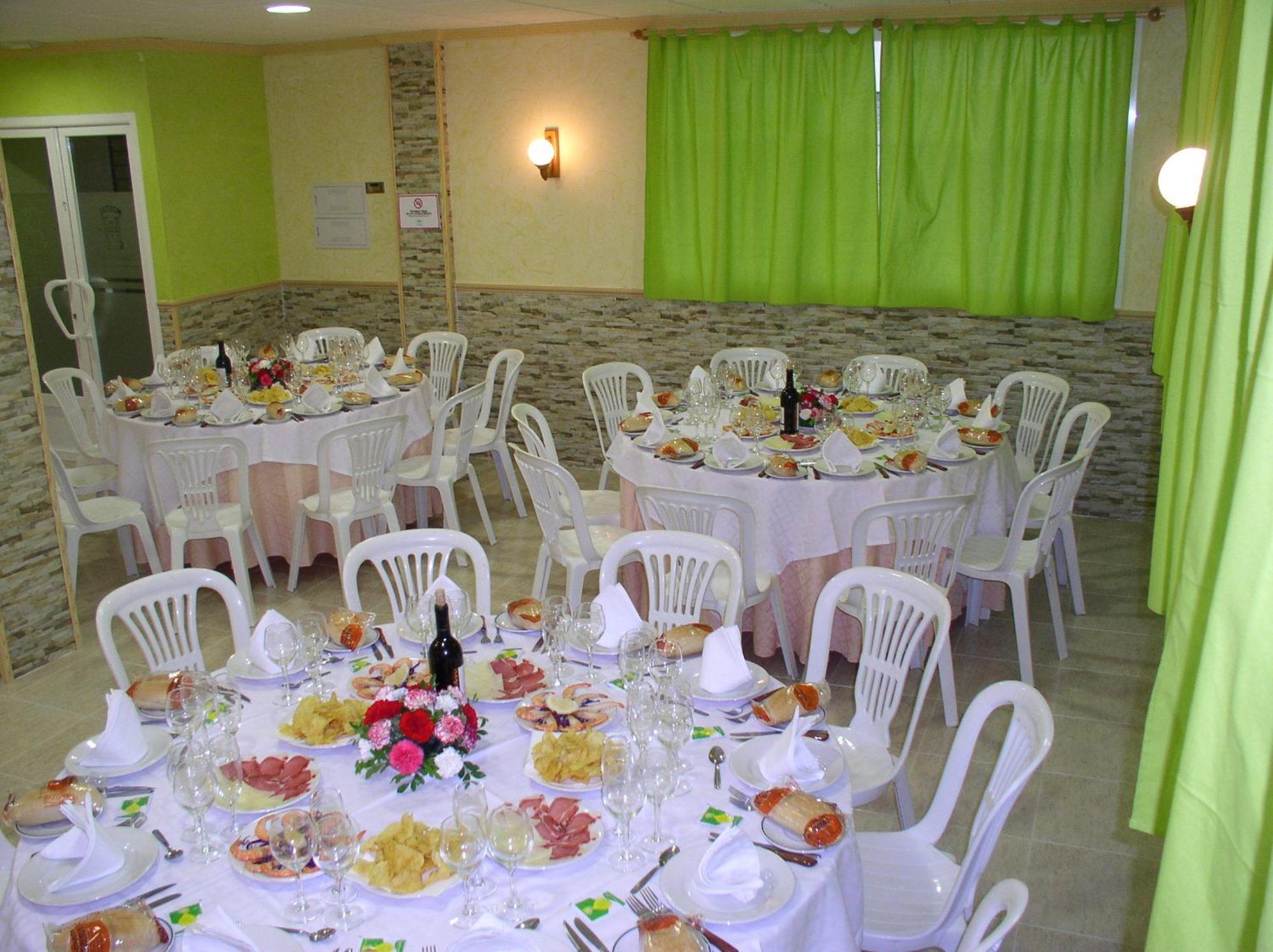 Hostal Mary Tere 살로브레나 외부 사진